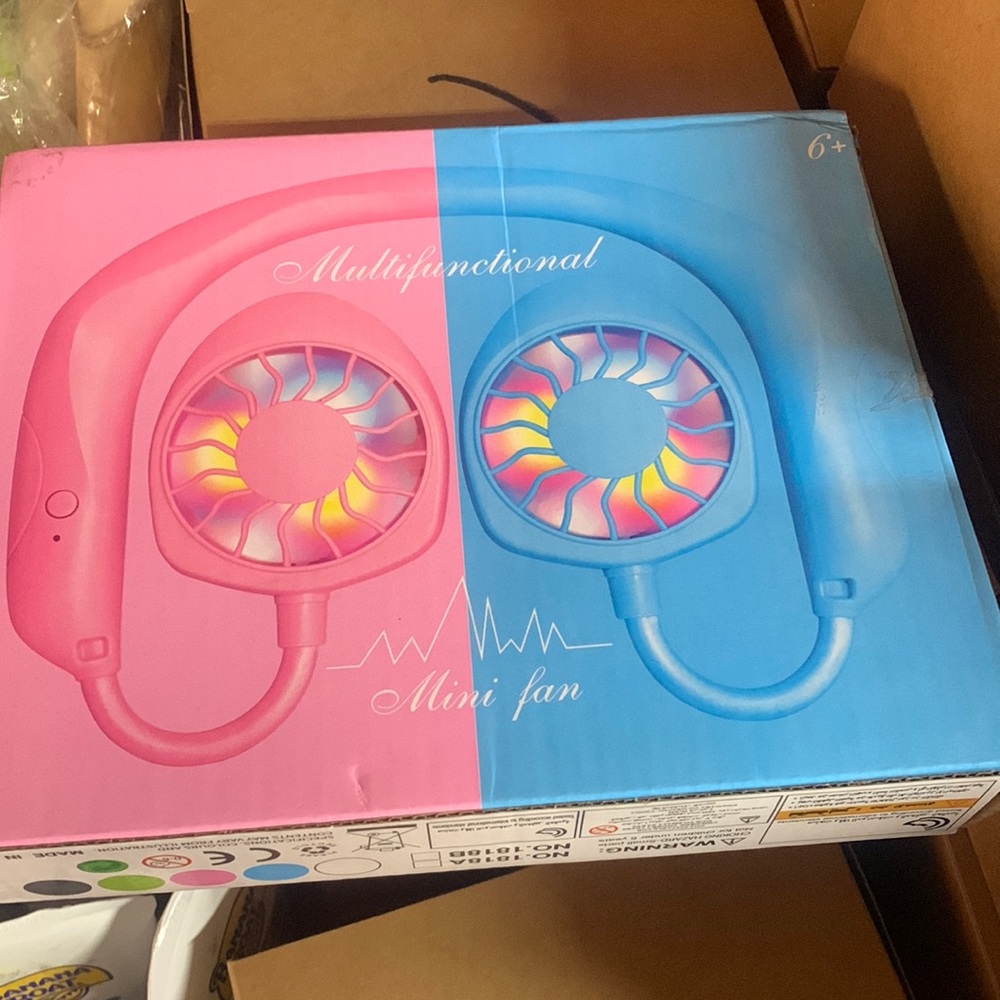 One size new in box box little damaged